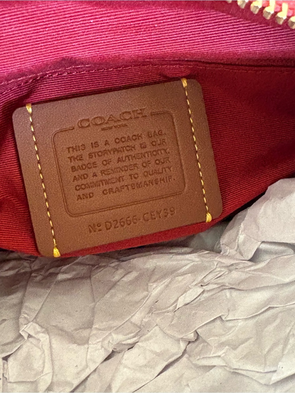 Coach Red Signature Satchel with Matching Wristlet and Charm - Picture 7 of 14